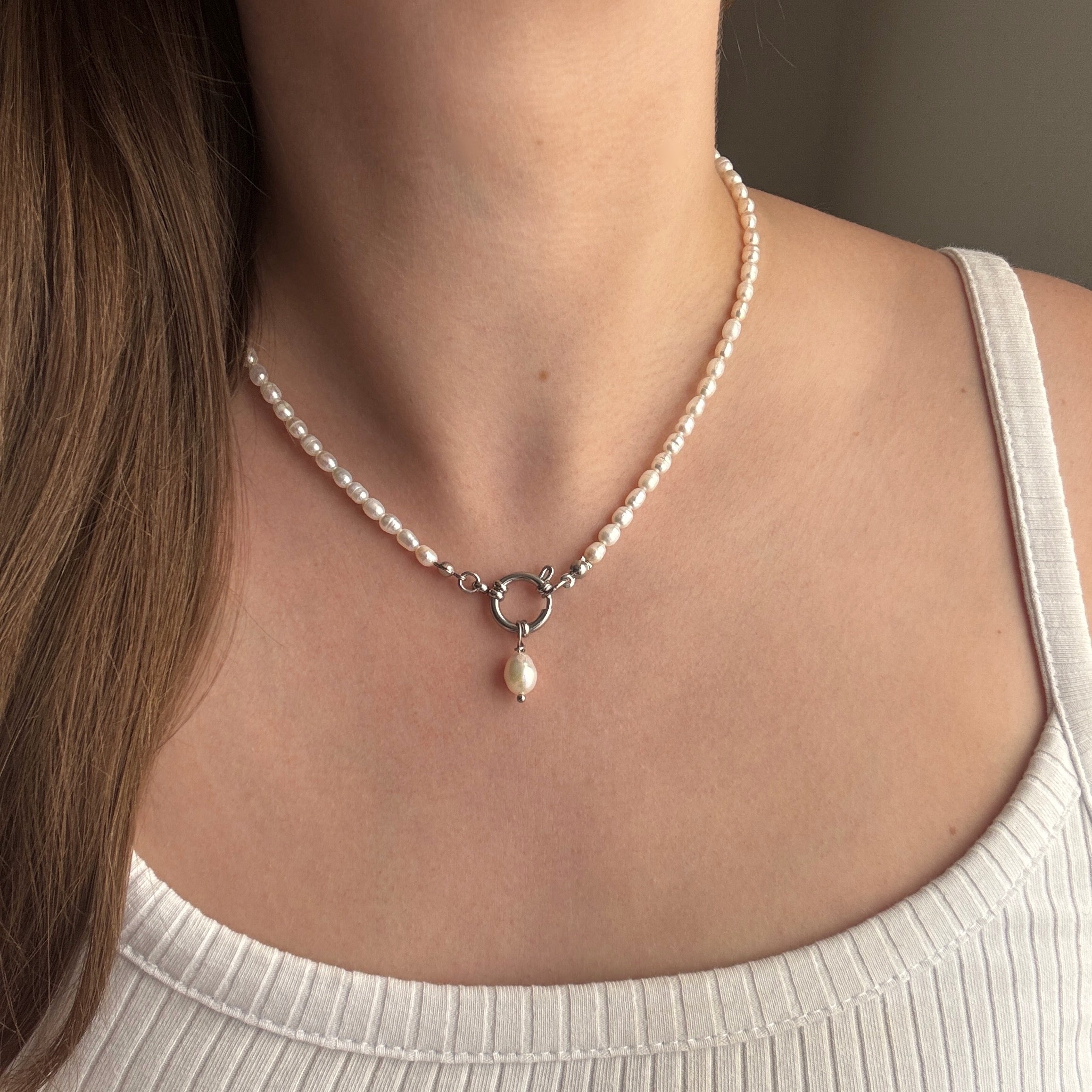 perlenkette#Farbe_Silber