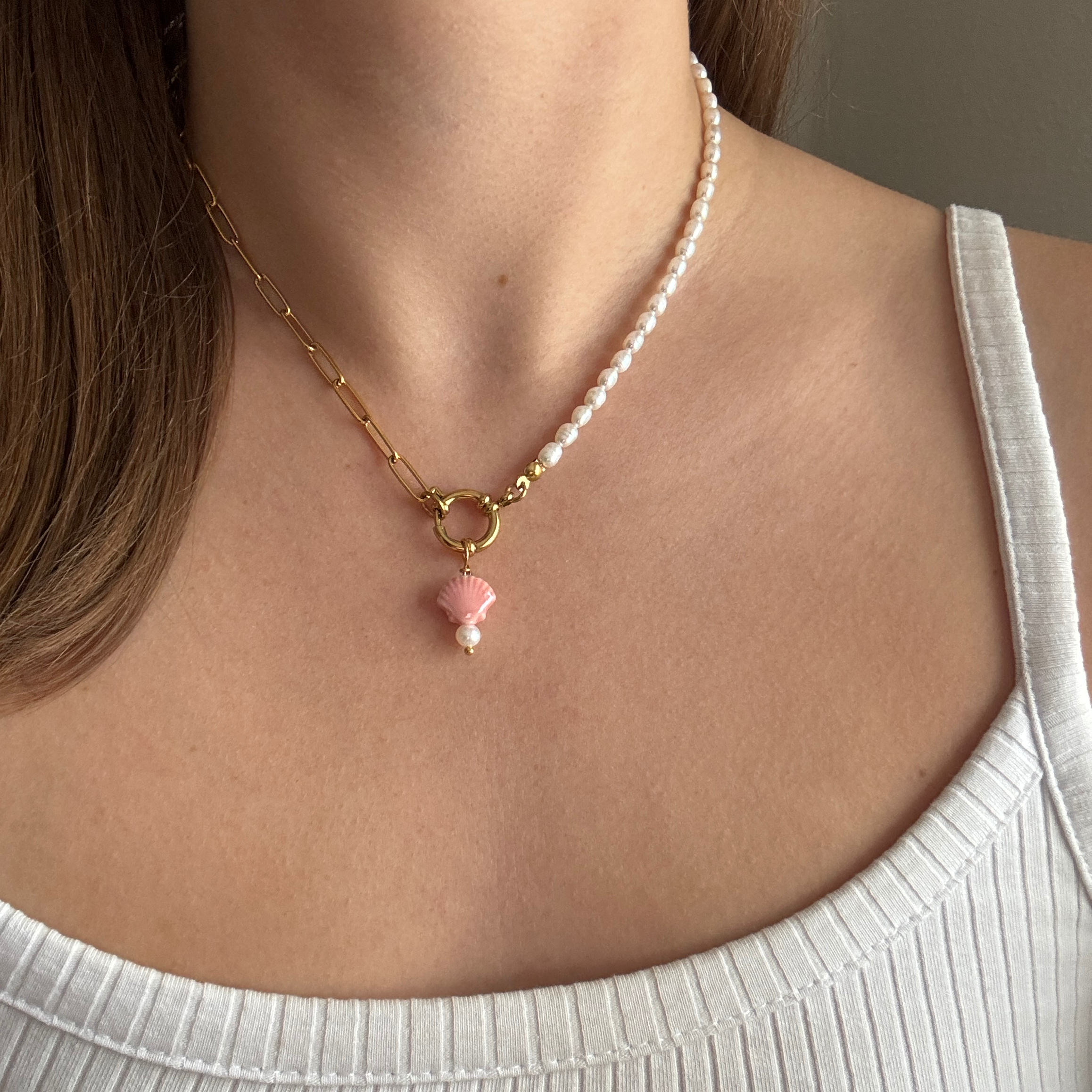 Shellrosa#Farbe_Gold