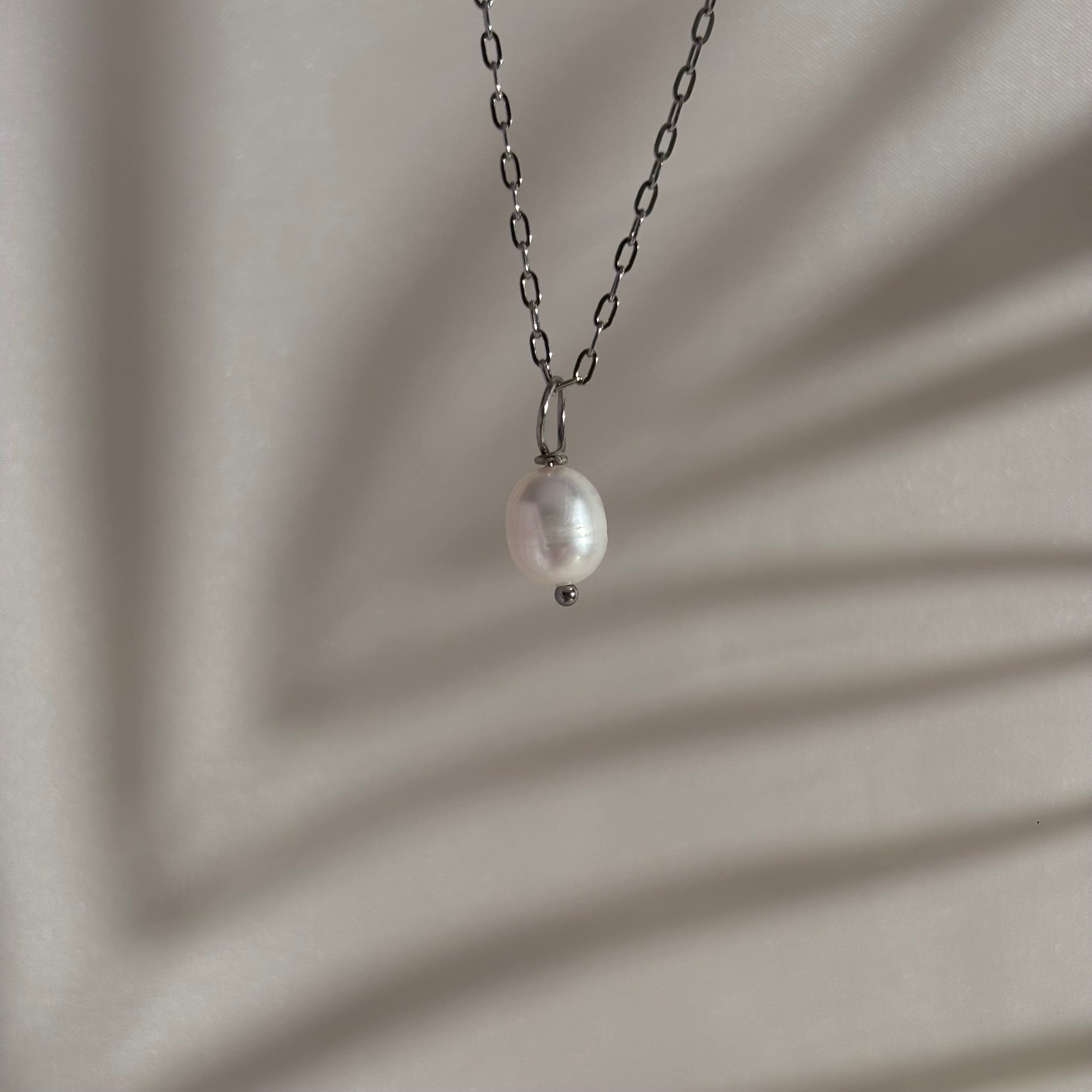 Süßwasserperle#Farbe_Silber