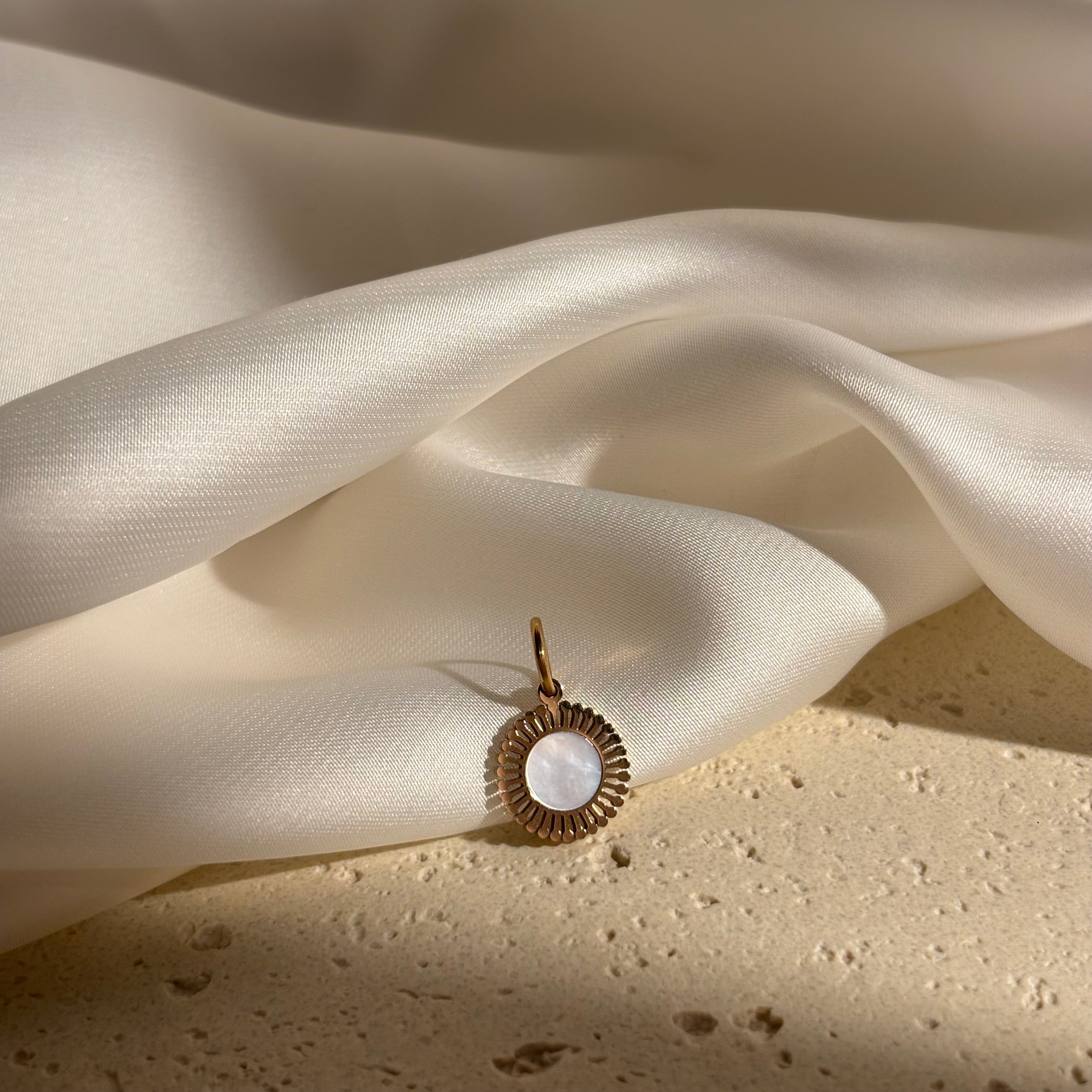 Perlmuttsonne#Farbe_Gold