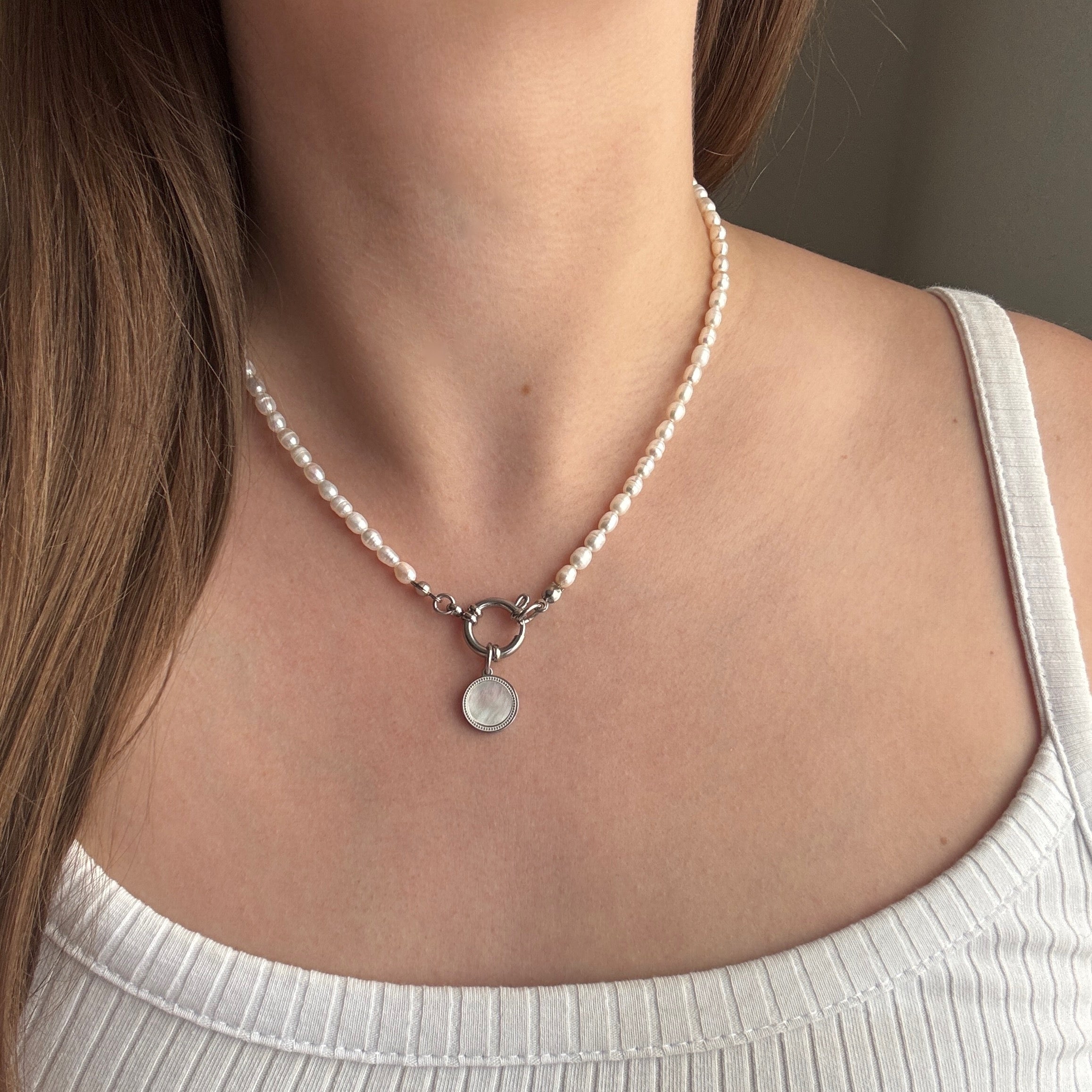 perlenkette#Farbe_Silber