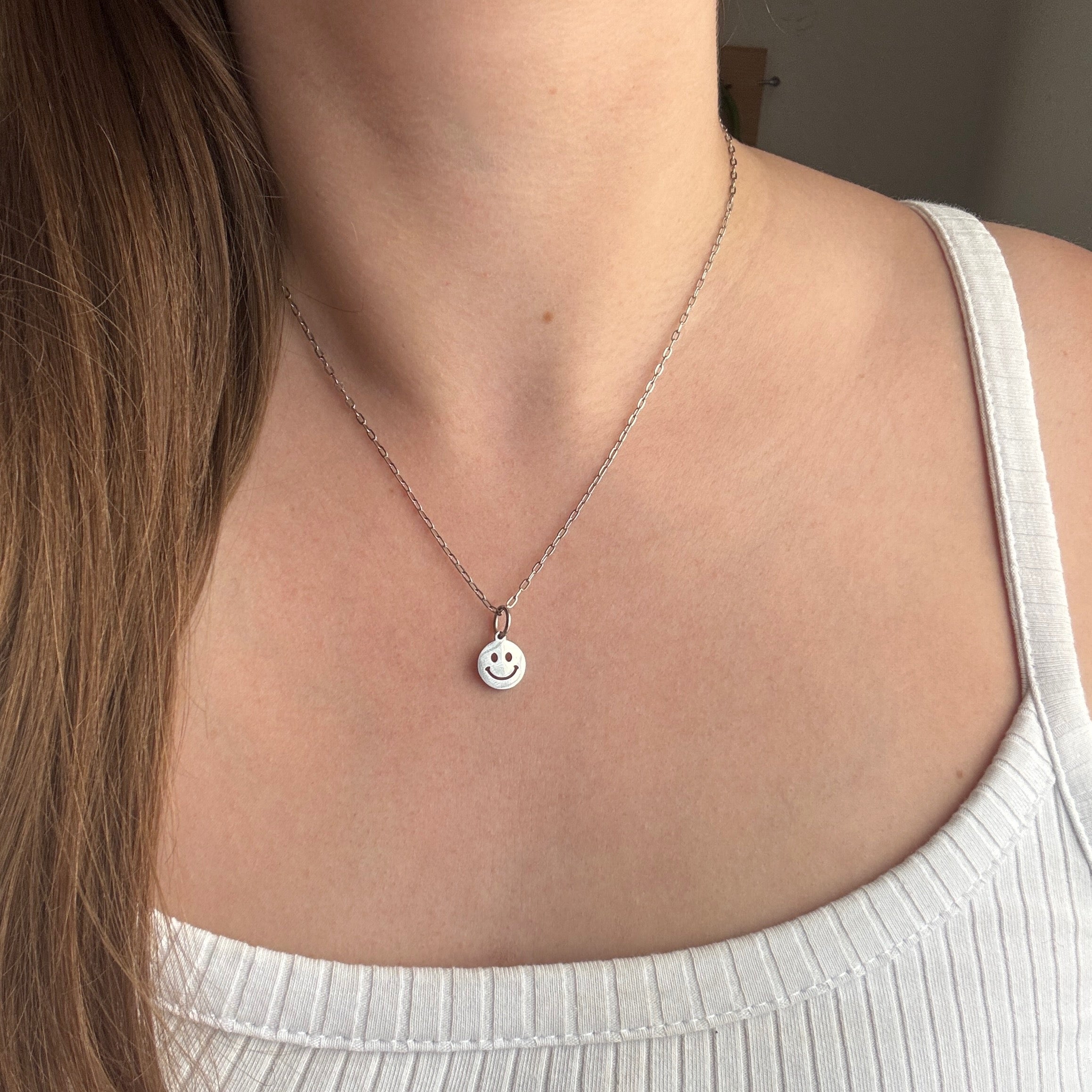 HappyFace#Farbe_Silber