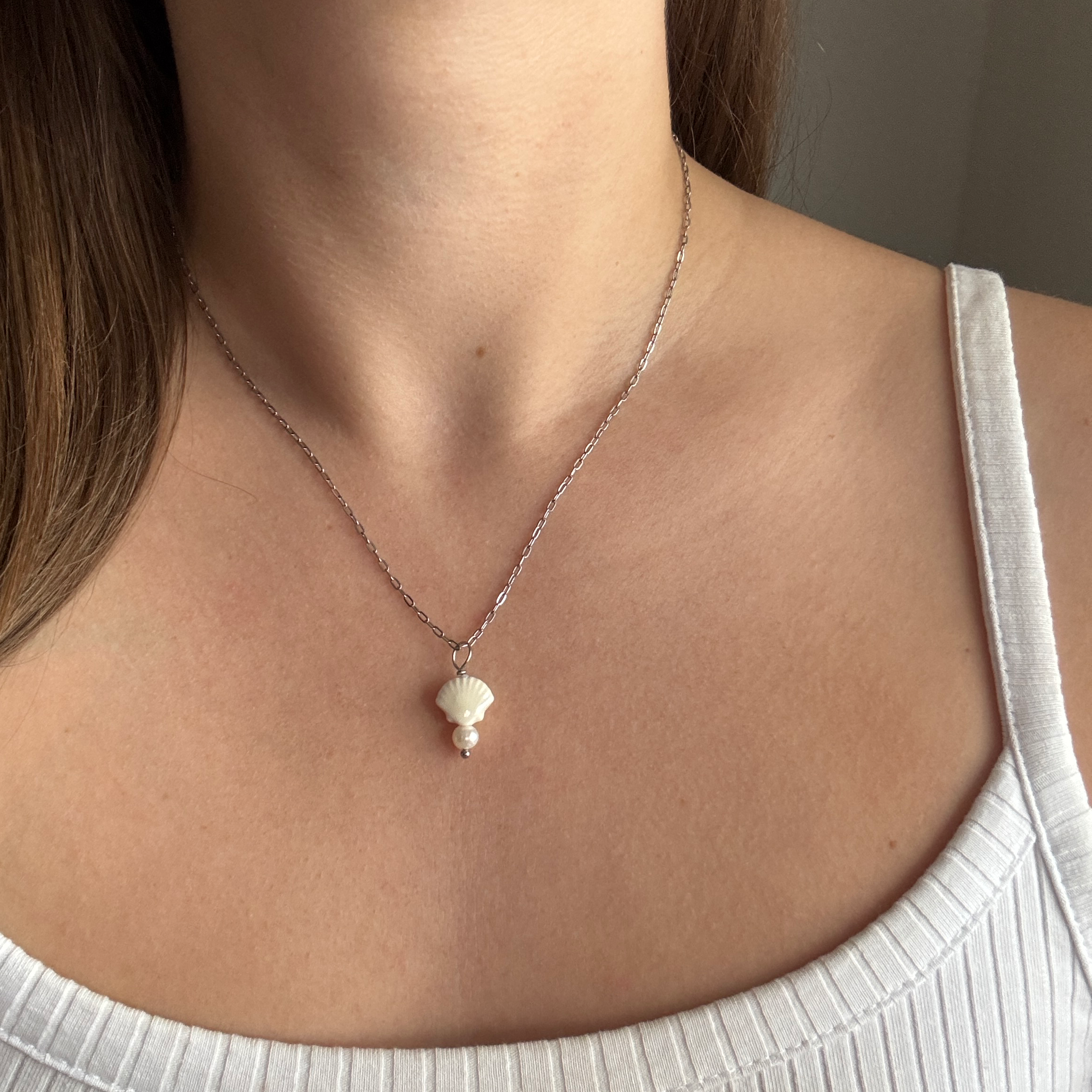 Shellbeige#Farbe_Silber